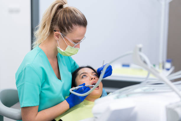 Best Emergency Tooth Extraction in Wayne, MI